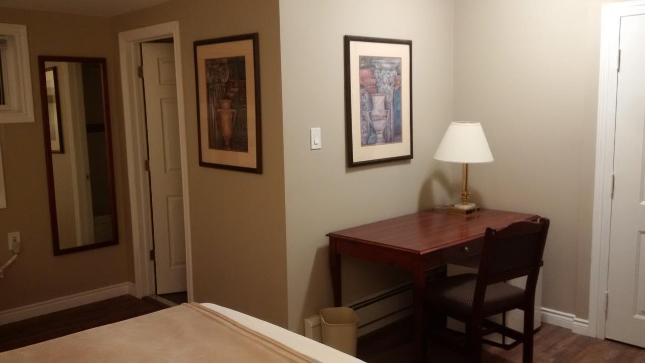 The Highlander Inn Niagara Bagian luar foto