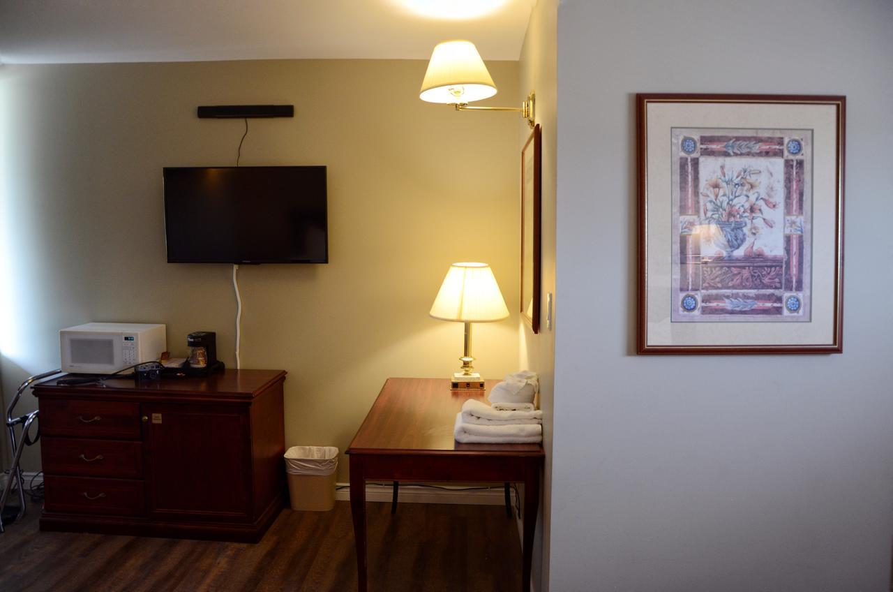 The Highlander Inn Niagara Bagian luar foto